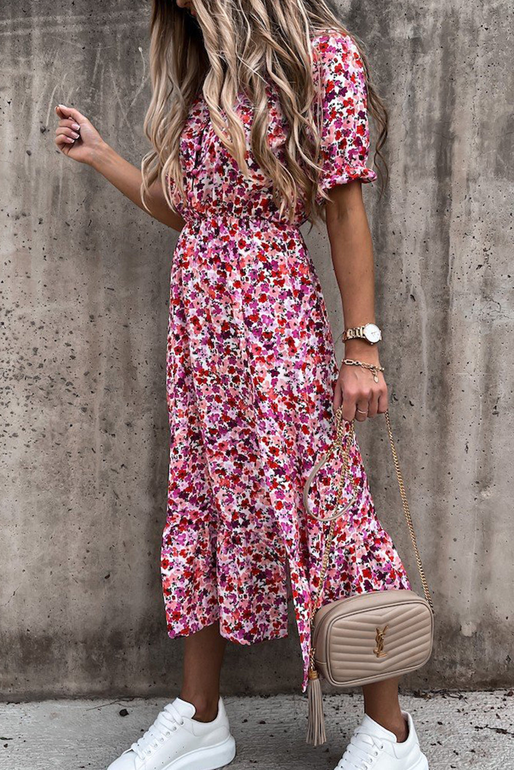 Georgia | Robe longue à fleurs et col en V