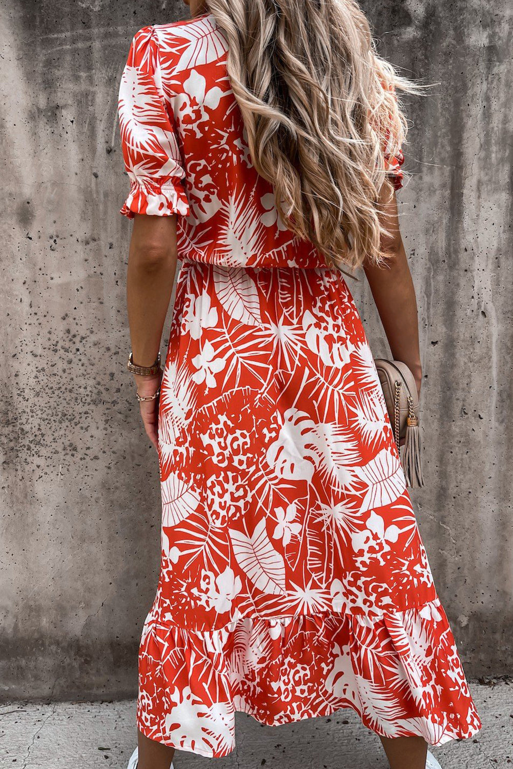 Georgia | Robe longue à fleurs et col en V