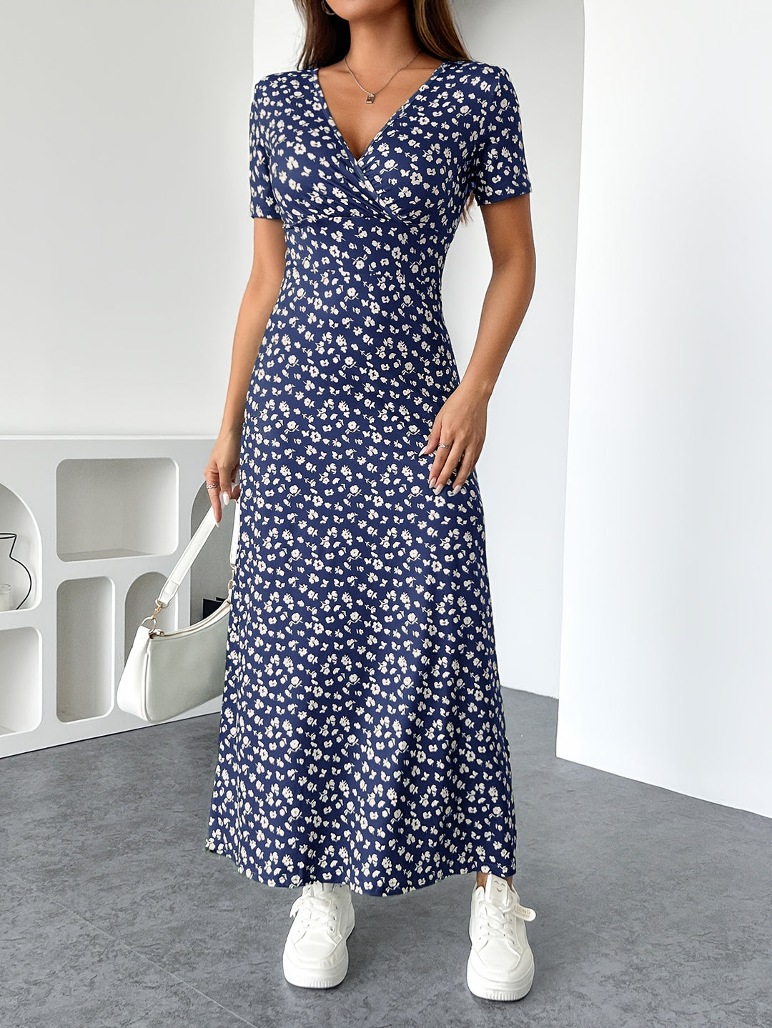 Céline | Robe Femme Tricot Floral Peplum