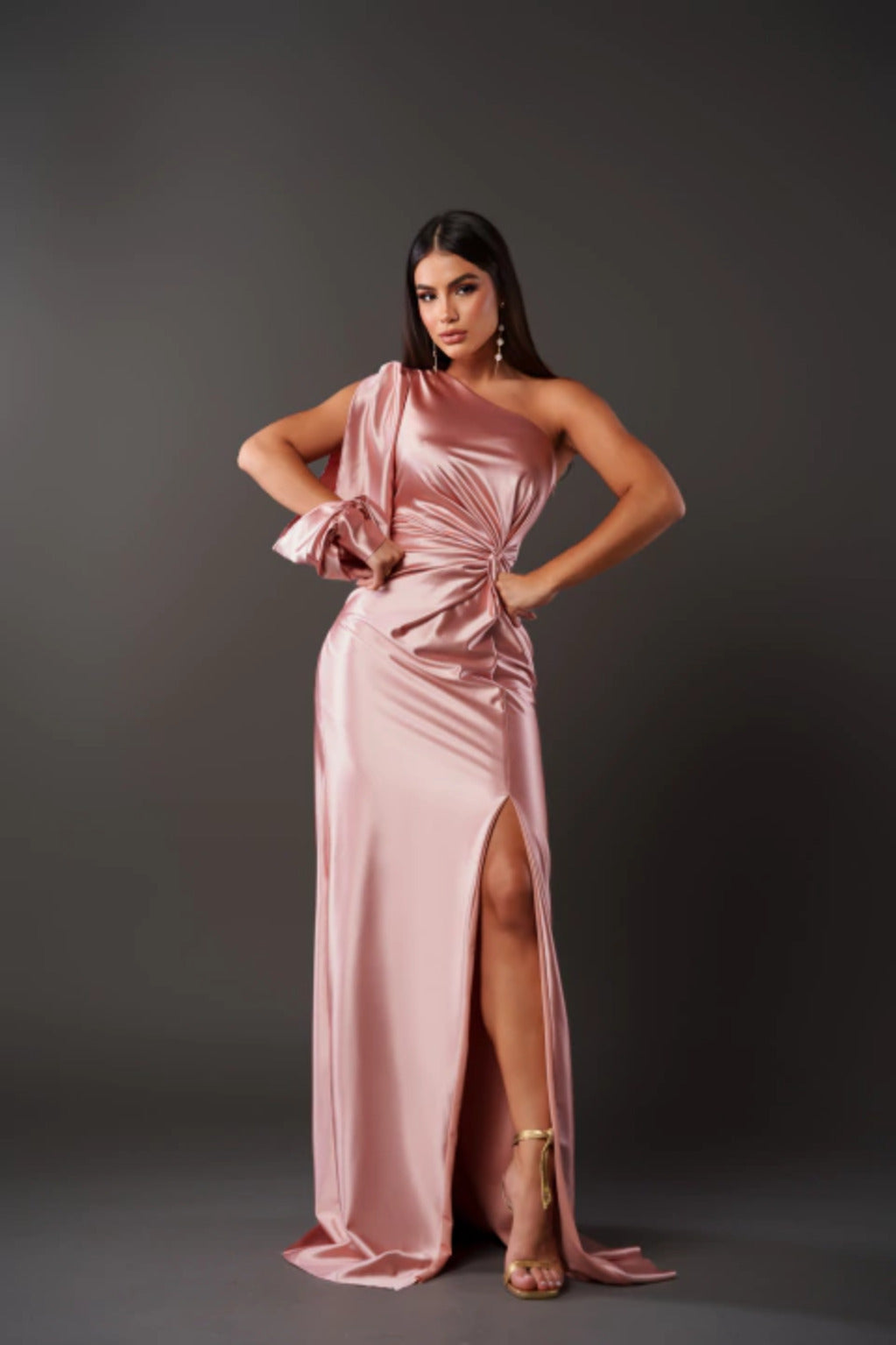 Eliana - Robe élégante avec finesse