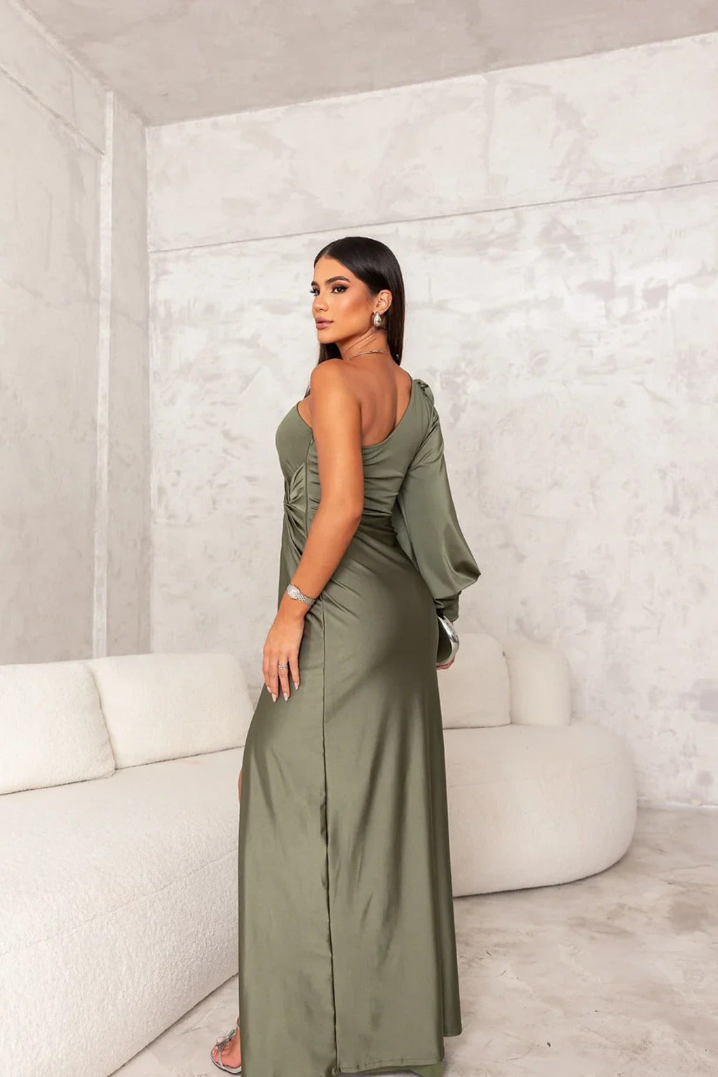 Eliana - Robe élégante avec finesse